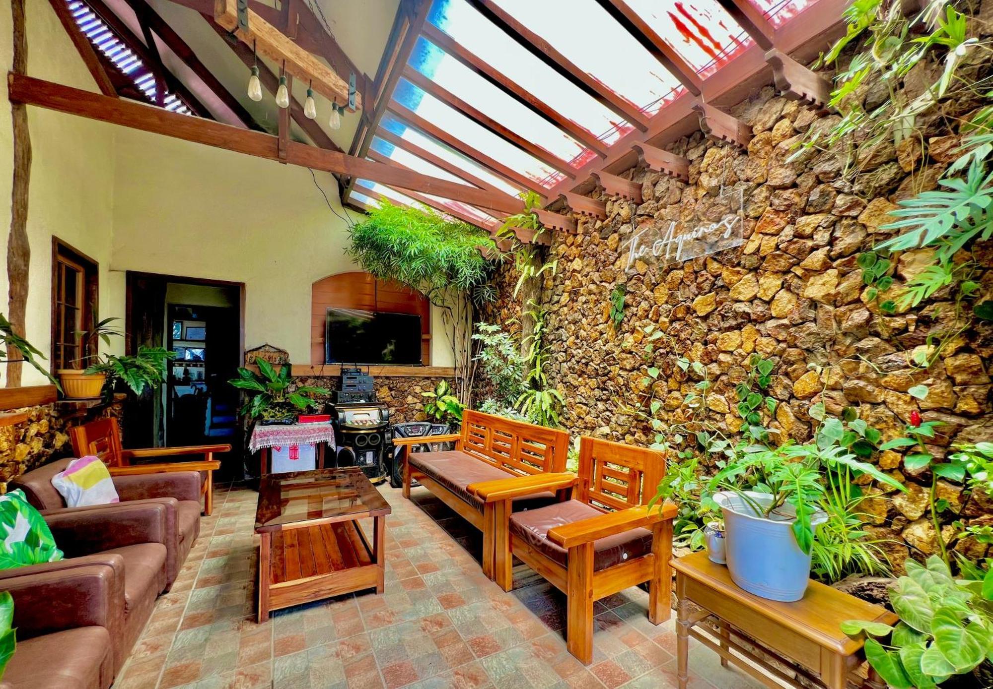 אל נידו Novie'S Tourist Inn מראה חיצוני תמונה