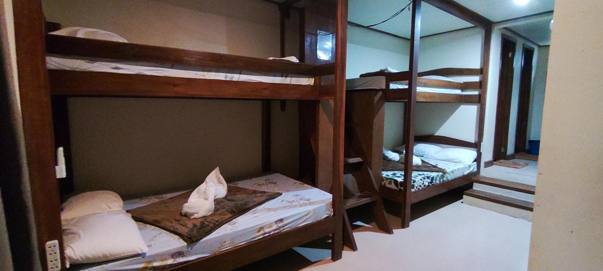 אל נידו Novie'S Tourist Inn מראה חיצוני תמונה