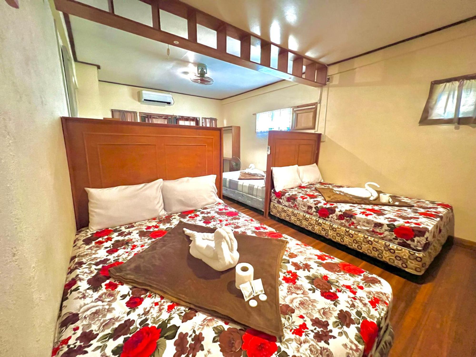 אל נידו Novie'S Tourist Inn מראה חיצוני תמונה